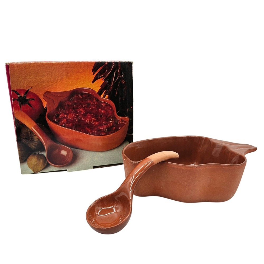 Boston Warehouse iSalsa Chili Pepper Terra Cotta Salsa Server Bowl Ladle 05-111